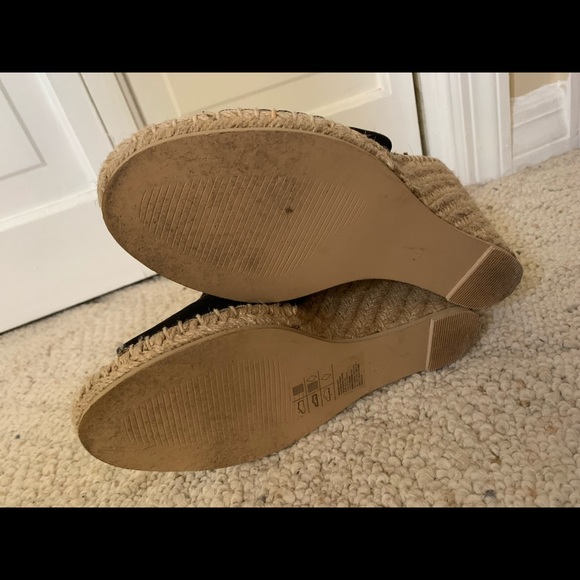 H&M shoes - Picture 2 of 3